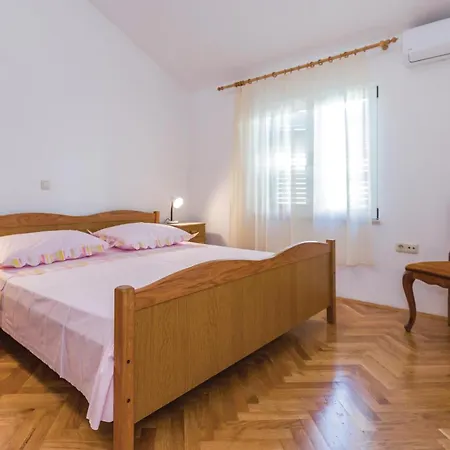 Liii Apartmán *